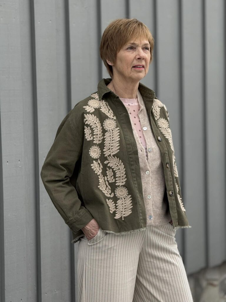 Jakke Suzi